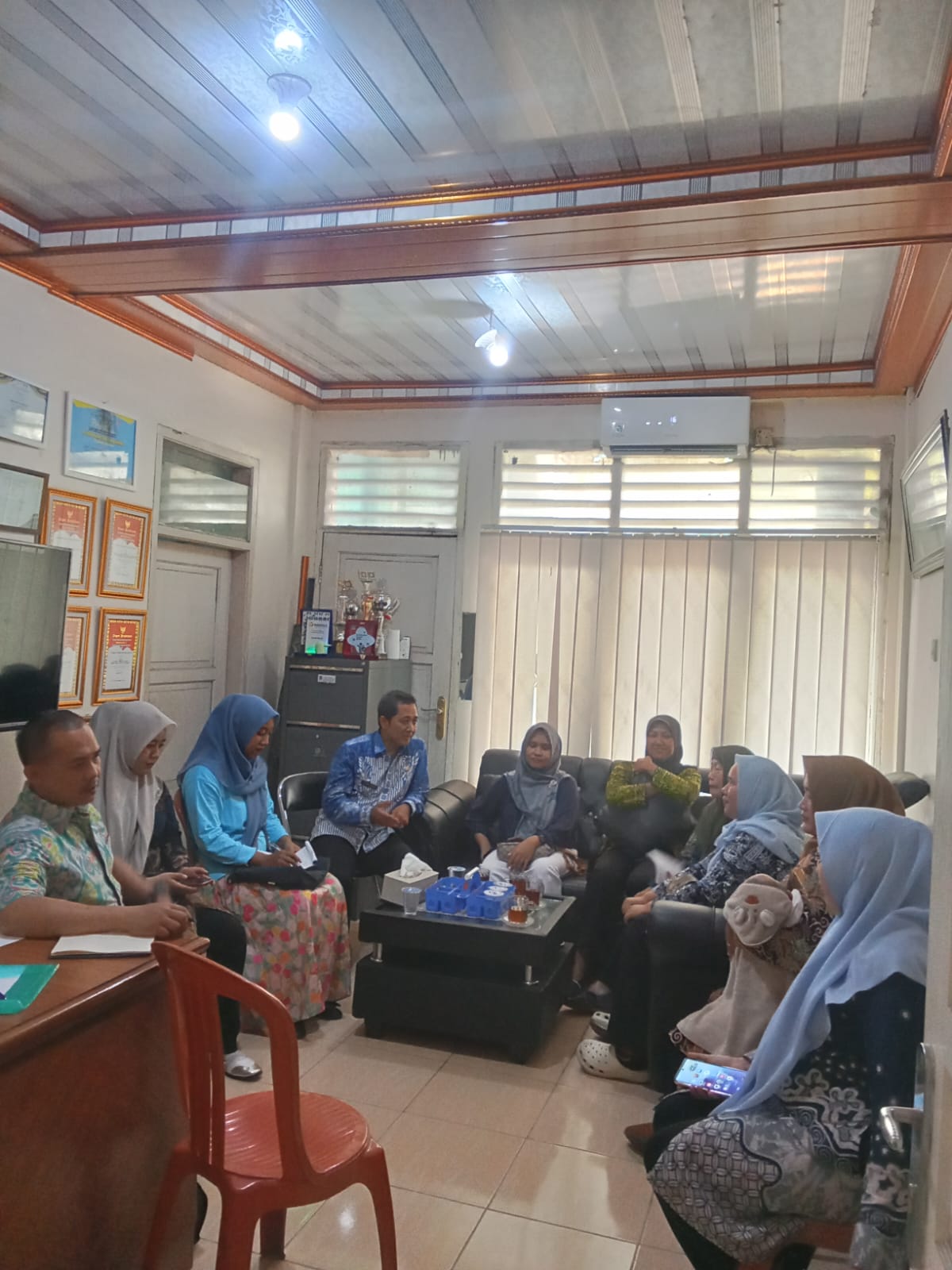 koordinasi-dan-evaluasi-dinas-dkbp3a-terkait-kegiatan-p2wkss-di-desa-sukacai-dan-desa-sukamenak