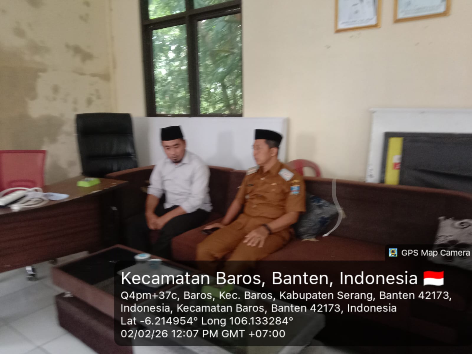 koordinasi-dengan-kepala-desa-sukamenak-terkait-pembentukan-forum-siaga-bencana-dan-keamanan-serta-sosialisasi-kuhp-baru