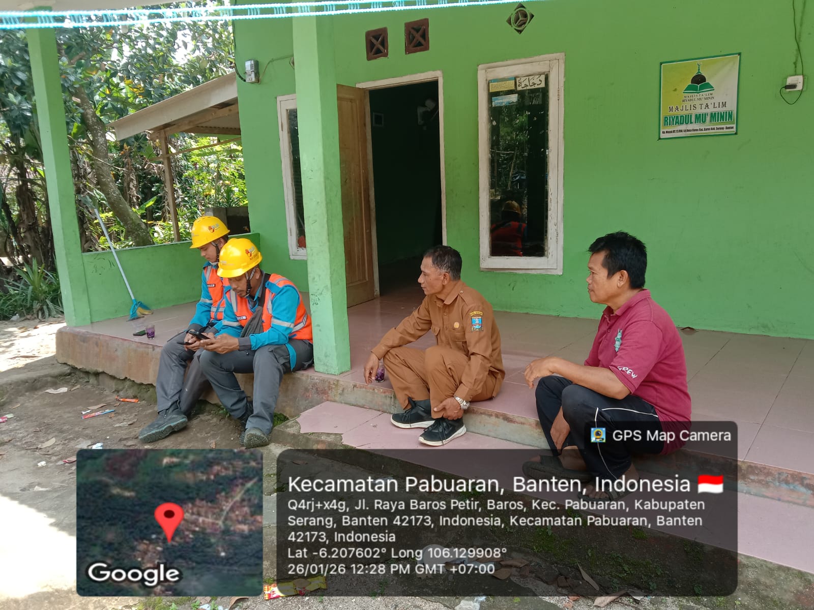 koordinasi-dengan-pln-perihal-penambahan-tiang-listrik-di-kp-mayak-rt017rw04-desa-baros-kec-baros