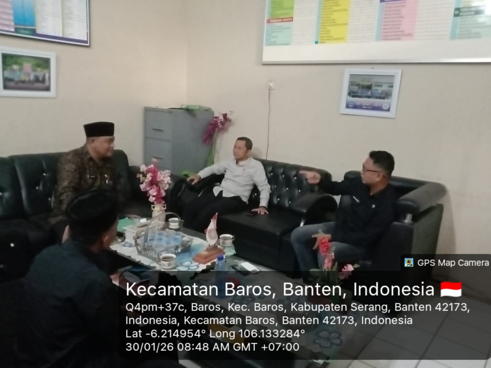 koordinasi-dengan-plt-kepala-smpn-1-baros-perihal-pembacokan-anak-sekolah-yg-terjadi-pada-hari-kamis-29-januari-2026-sekitar-pukul-1400-wib