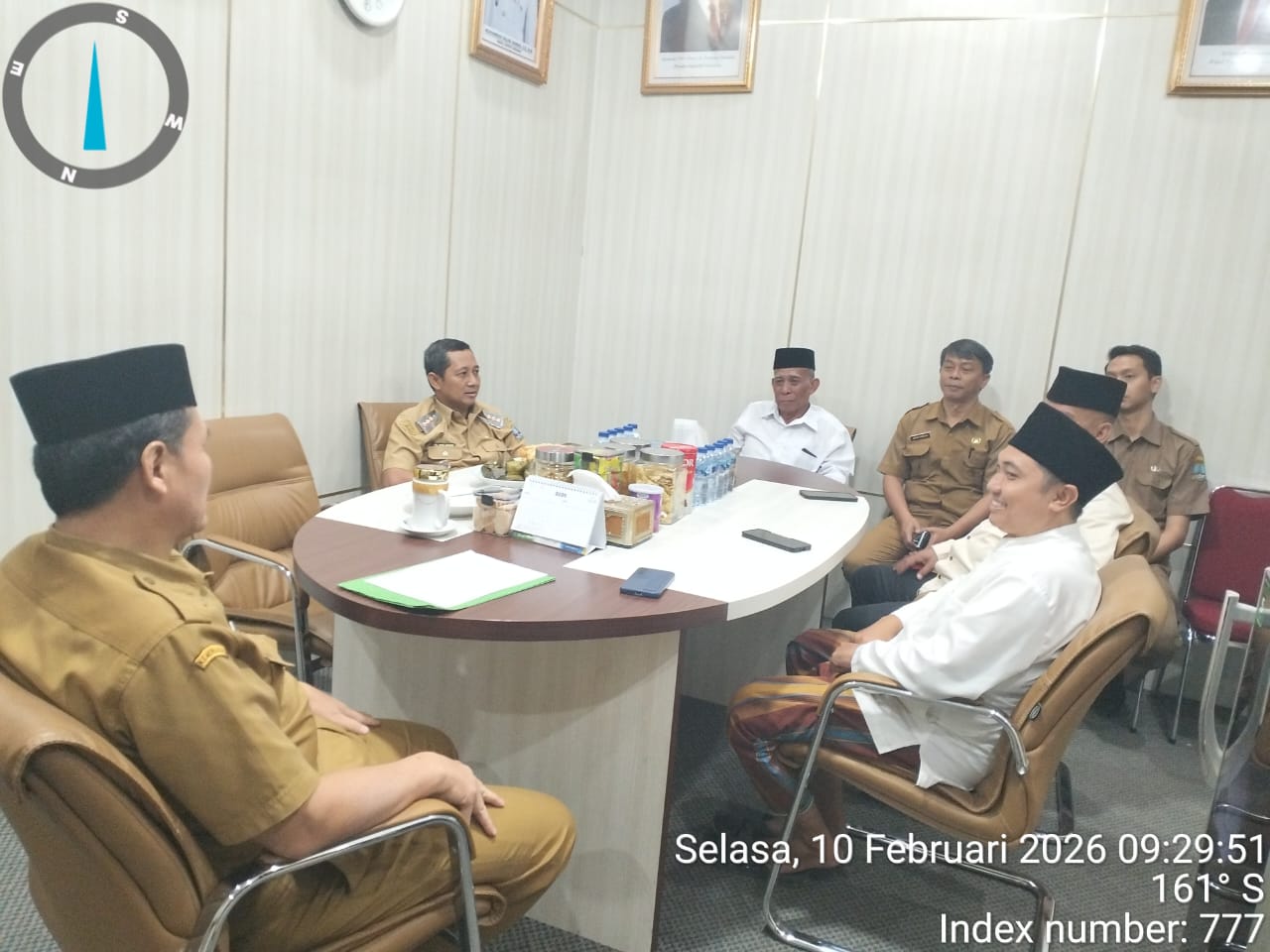 kunjungan-ke-kantor-setda-bersama-ketua-mui-kecamatan-baros