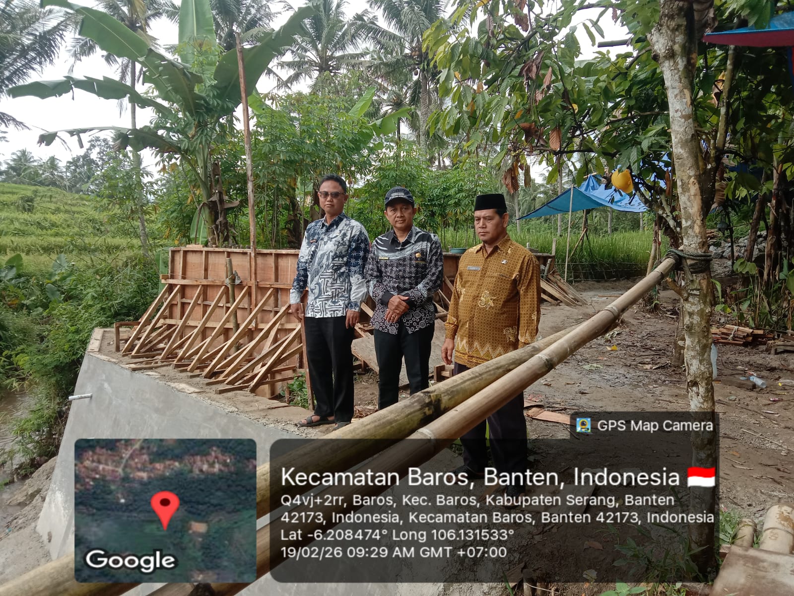 monitoring-jembatan-gantung-di-kp-mayak-desa-baros-kecbaros