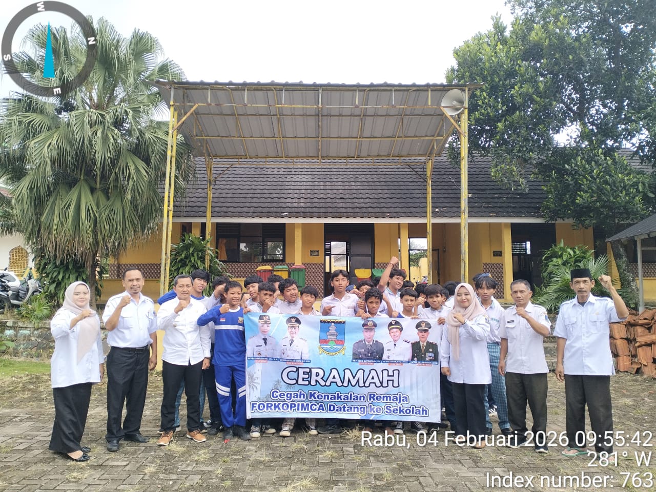 pelaksanaan-program-ceramah-cegah-kenakalan-remaja-porkopimca-datang-ke-sekolah-mengunjungi-smp-negeri-3-baros-kecamatan-baros-bersama-kasi-trantib-membahas-tentang-kenakalan-remaja-dengan-kepala-sekolah-dan-bagian-kesiawaan